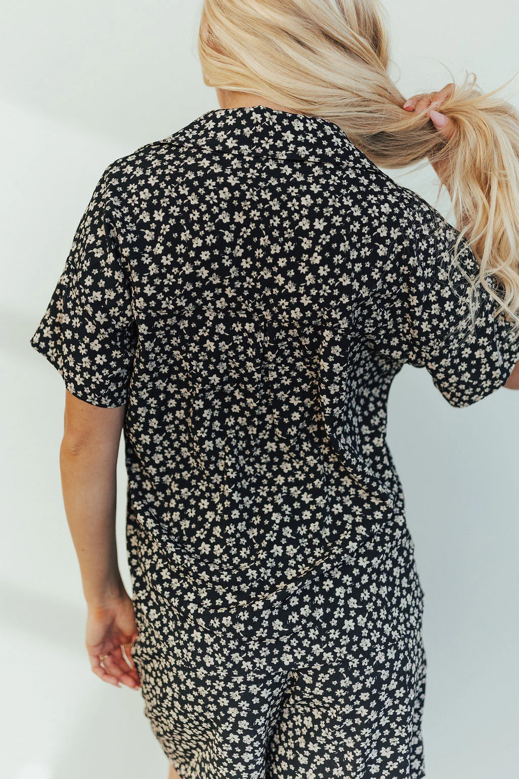101 Daisies Button Down Top - Image 3