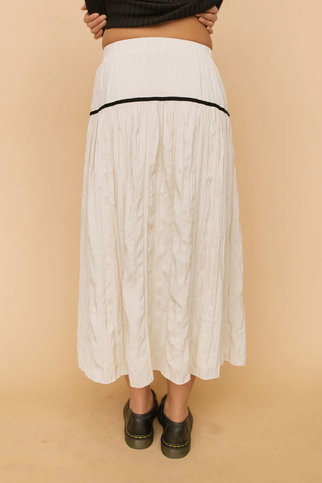 Etta Velvet Bow Skirt - Image 3