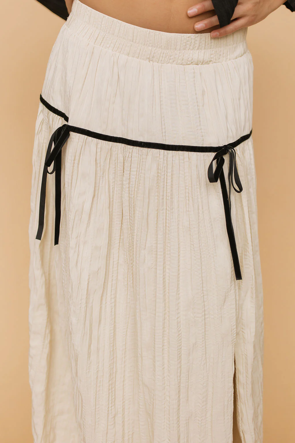 Etta Velvet Bow Skirt - Image 4