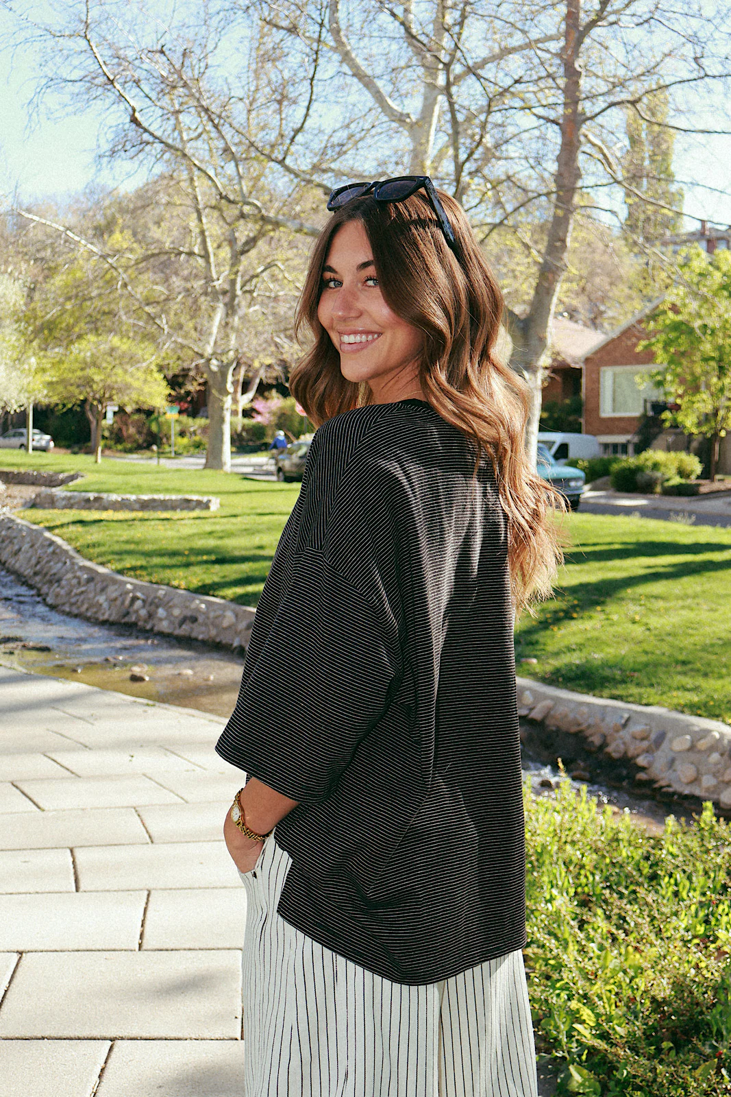 Hayden Stripe Tee in Black - Image 4