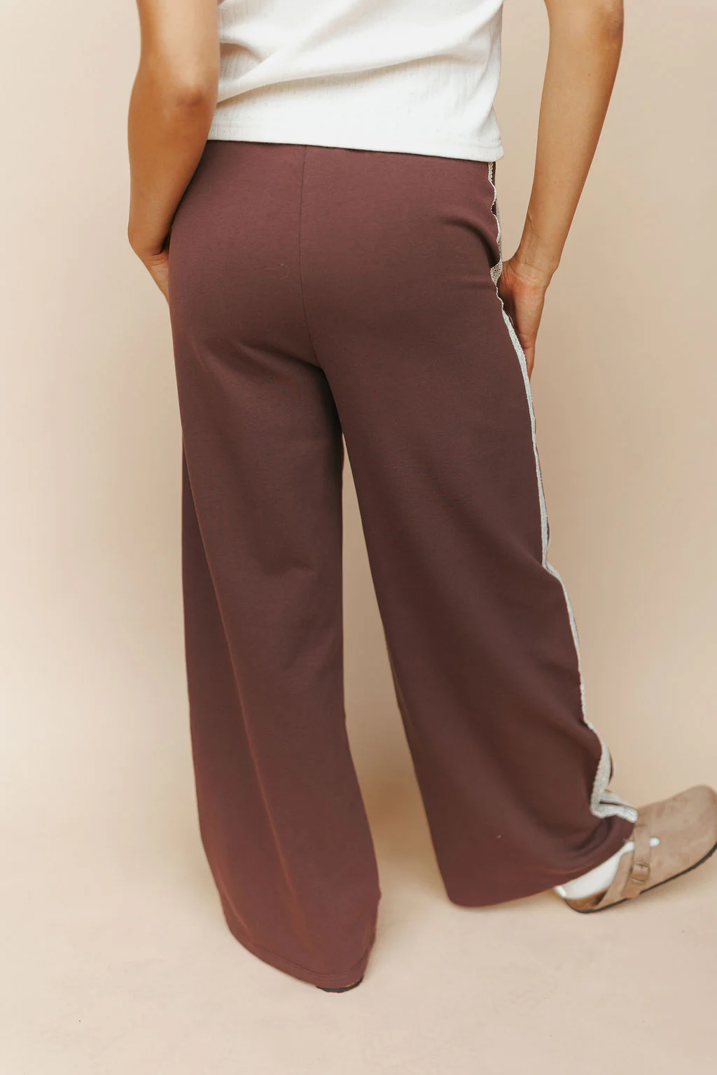 Lacy Days Sweatpants in Brown - Image 4
