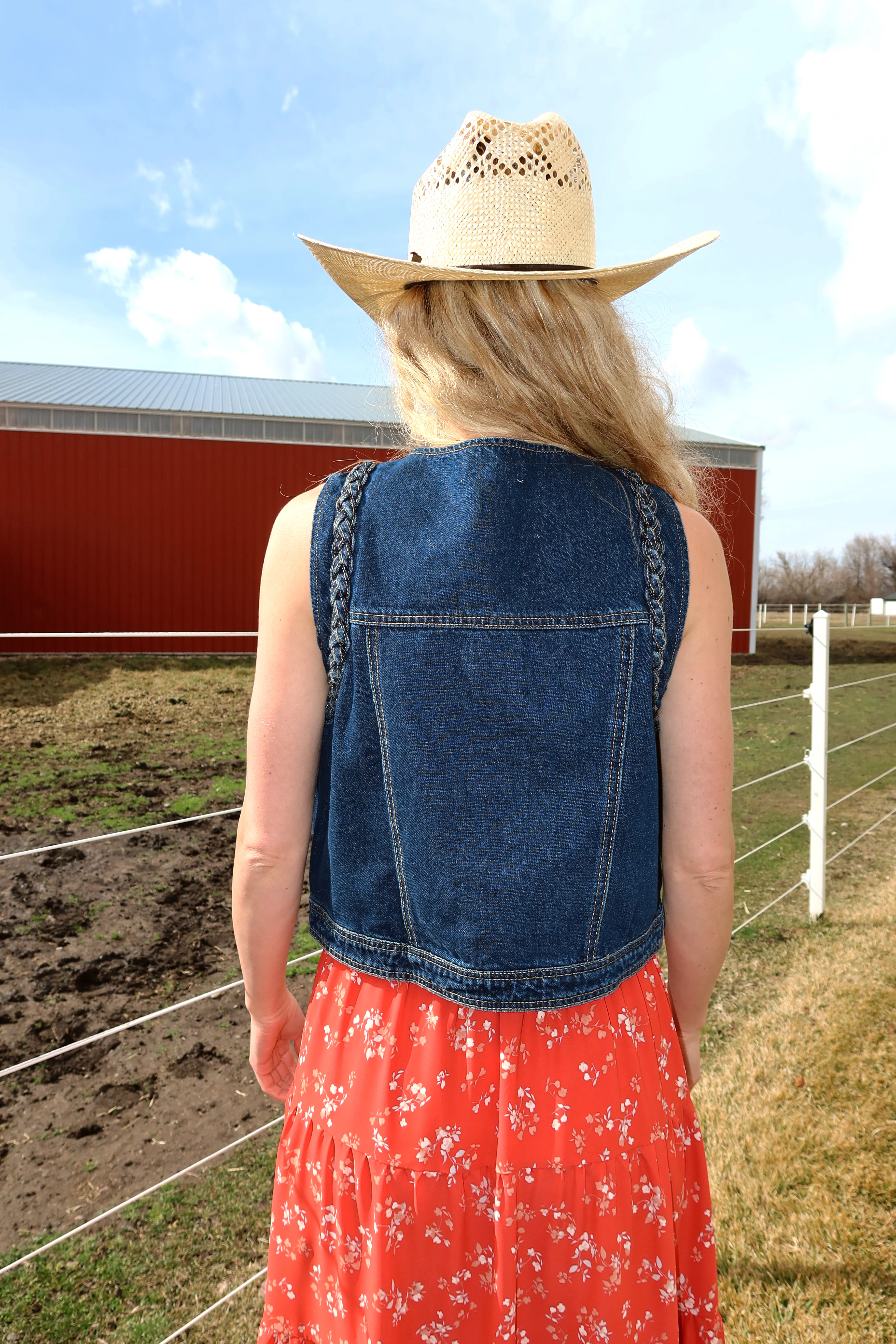 Mesa Braided Denim Vest in Dark Wash - Image 5