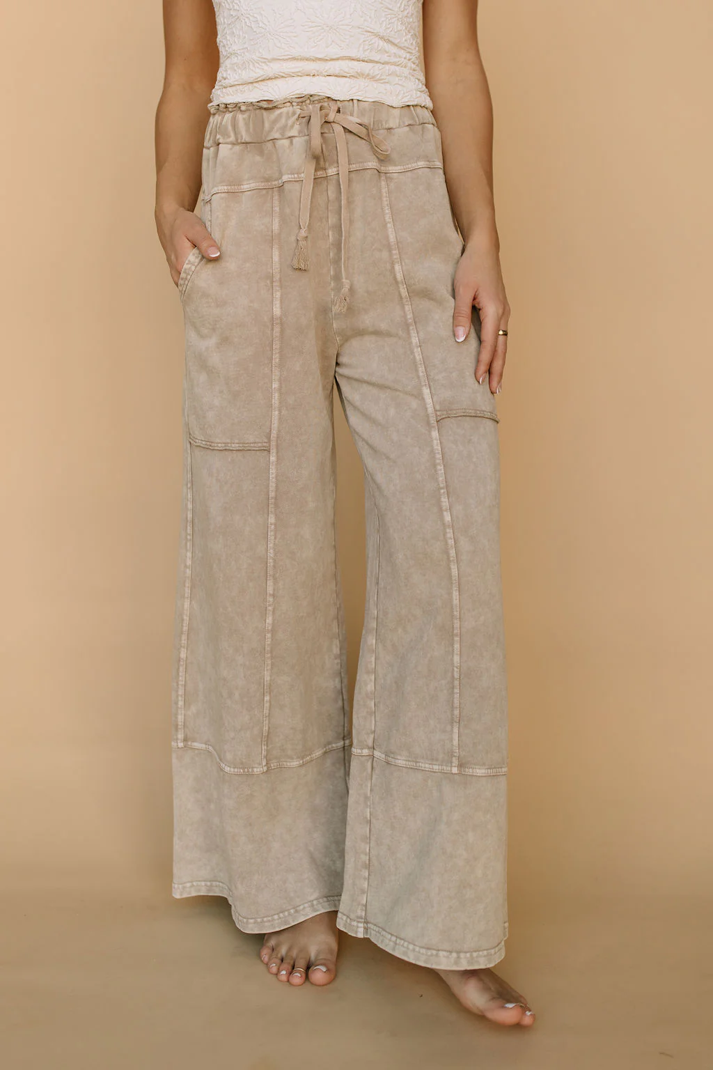 Milo Lounge Pants in Oatmeal Acid Wash - Image 3