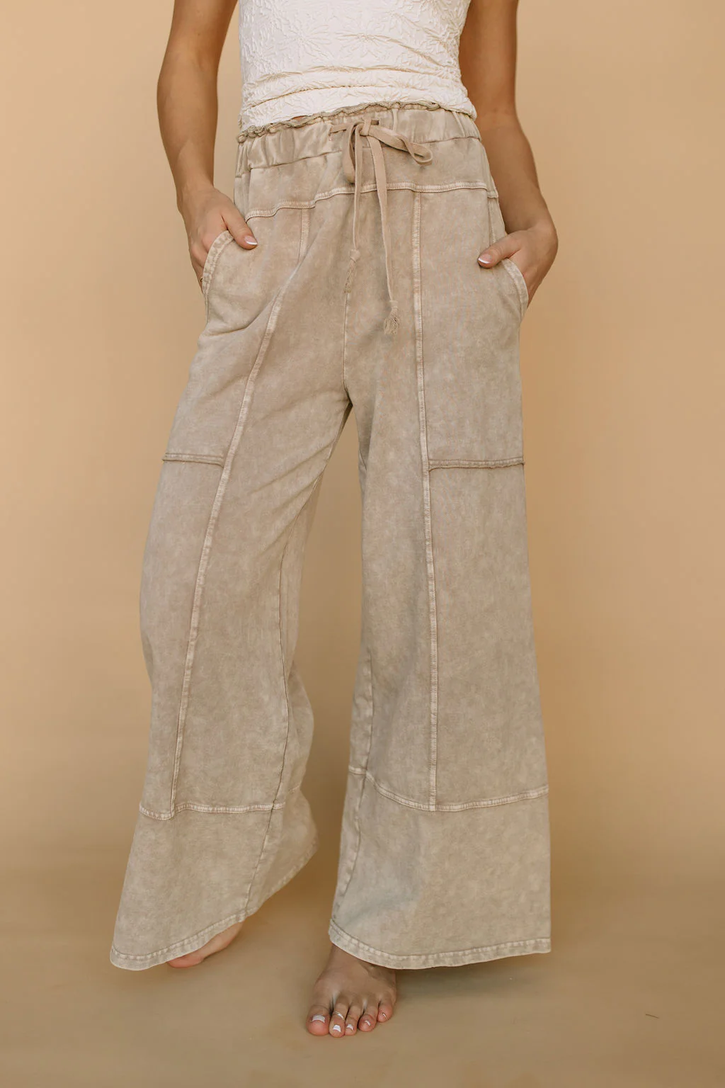 Milo Lounge Pants in Oatmeal Acid Wash - Image 5