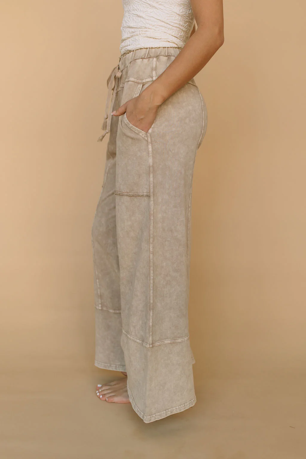 Milo Lounge Pants in Oatmeal Acid Wash - Image 6