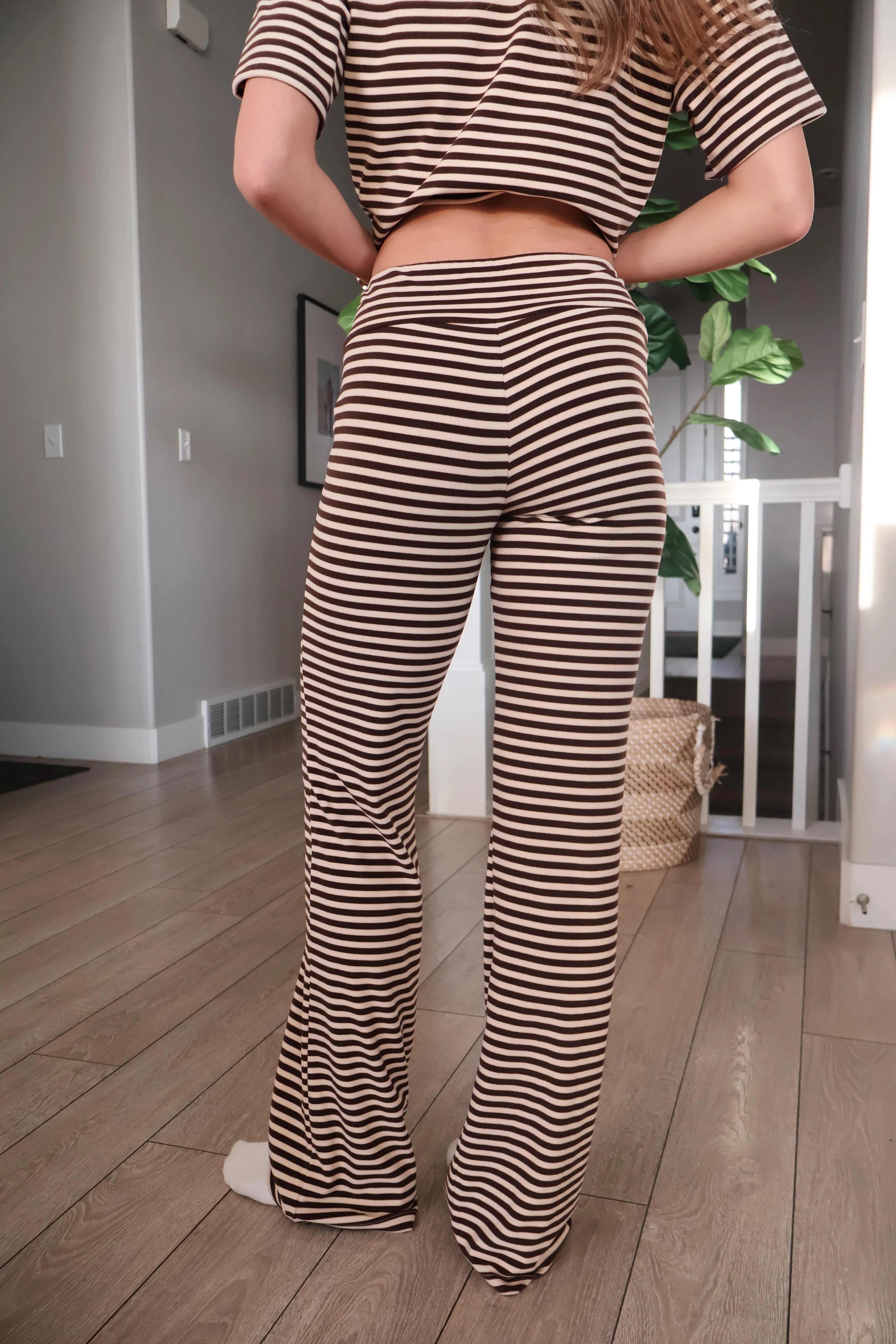 Porter Fleece Stripe Yoga Pants - Image 4