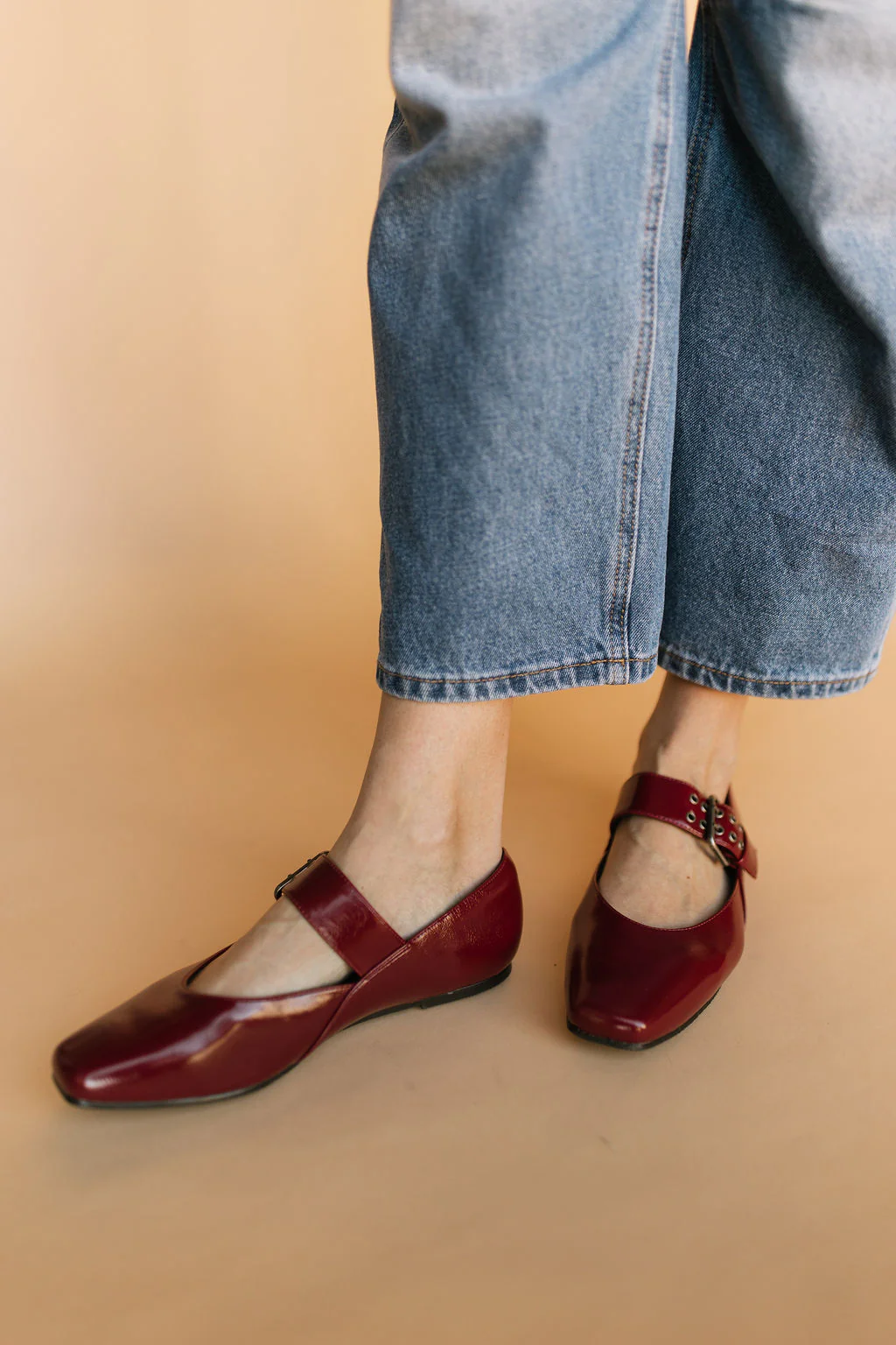 Soho Flats in Wine - Image 2